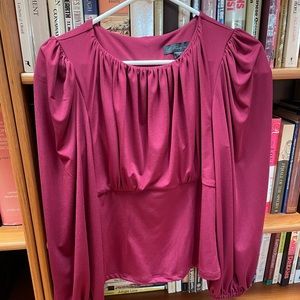 La Femme en Noir Oxblood Salem top